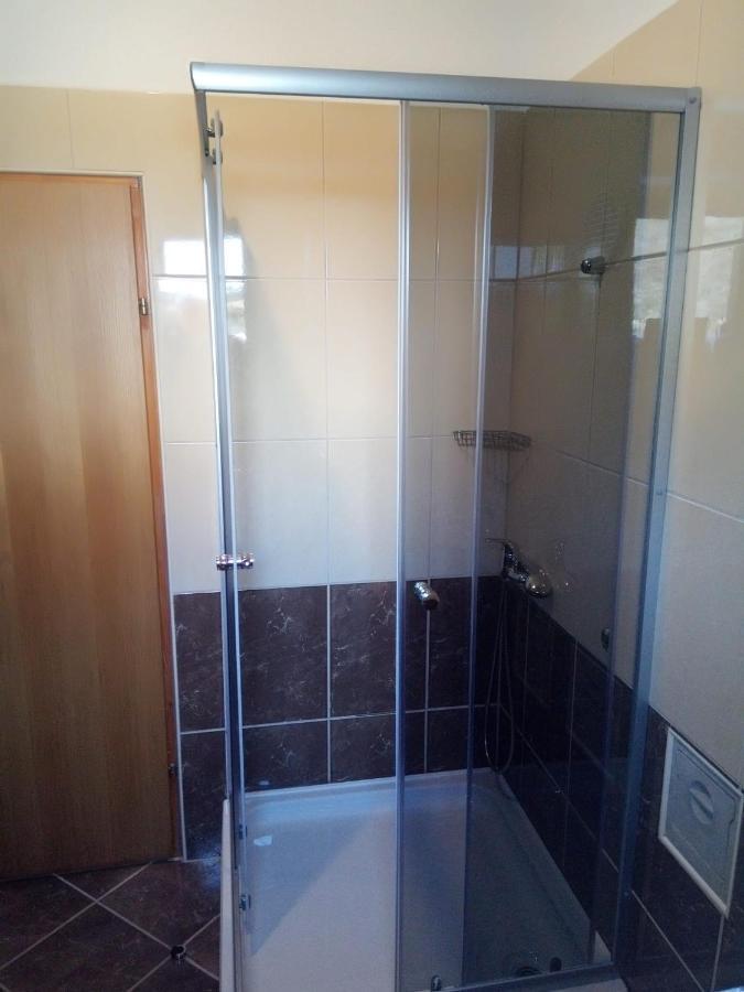 Studio apartman KIKA Otocac Bagian luar foto