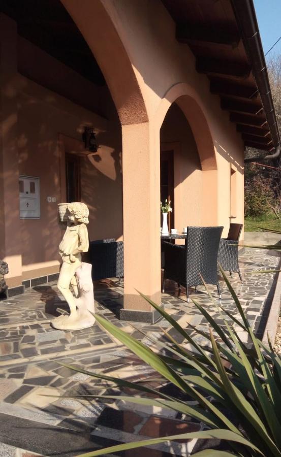 Studio apartman KIKA Otocac Bagian luar foto