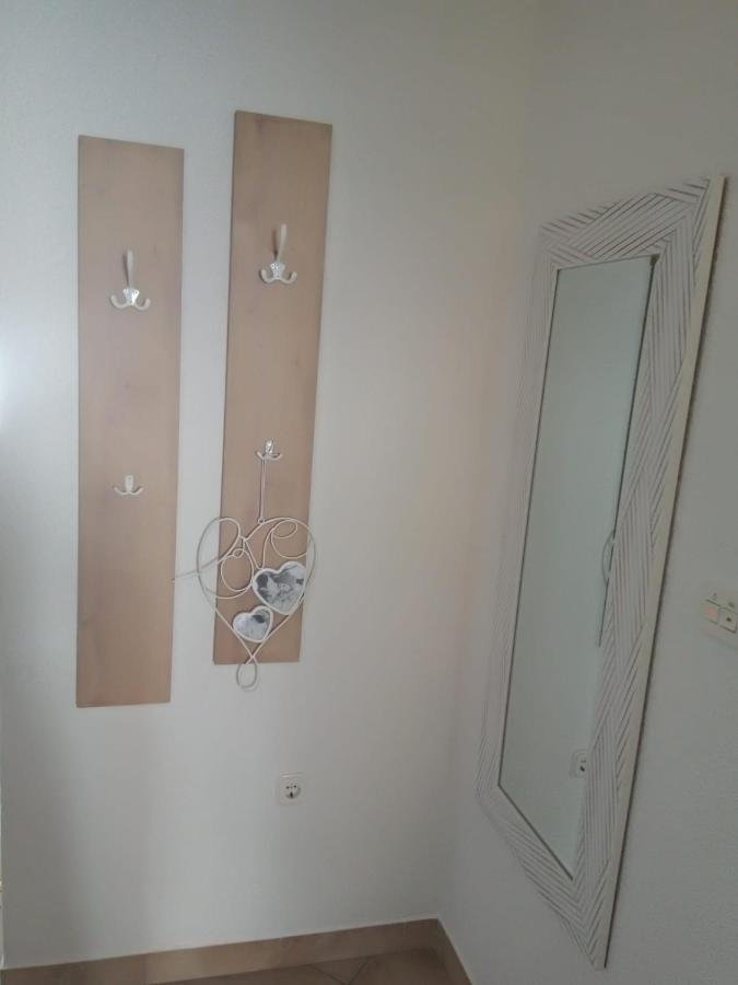 Studio apartman KIKA Otocac Bagian luar foto