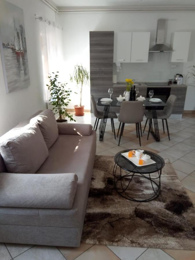 Studio apartman KIKA Otocac Bagian luar foto